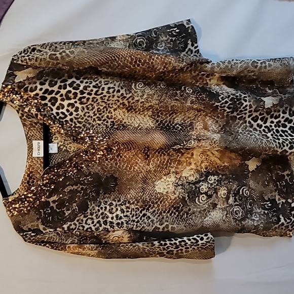 Chico's Women's Long Sleeve Sheer Cheetah Print V-Neck Blouse Size 1 - Picture 1 of 3